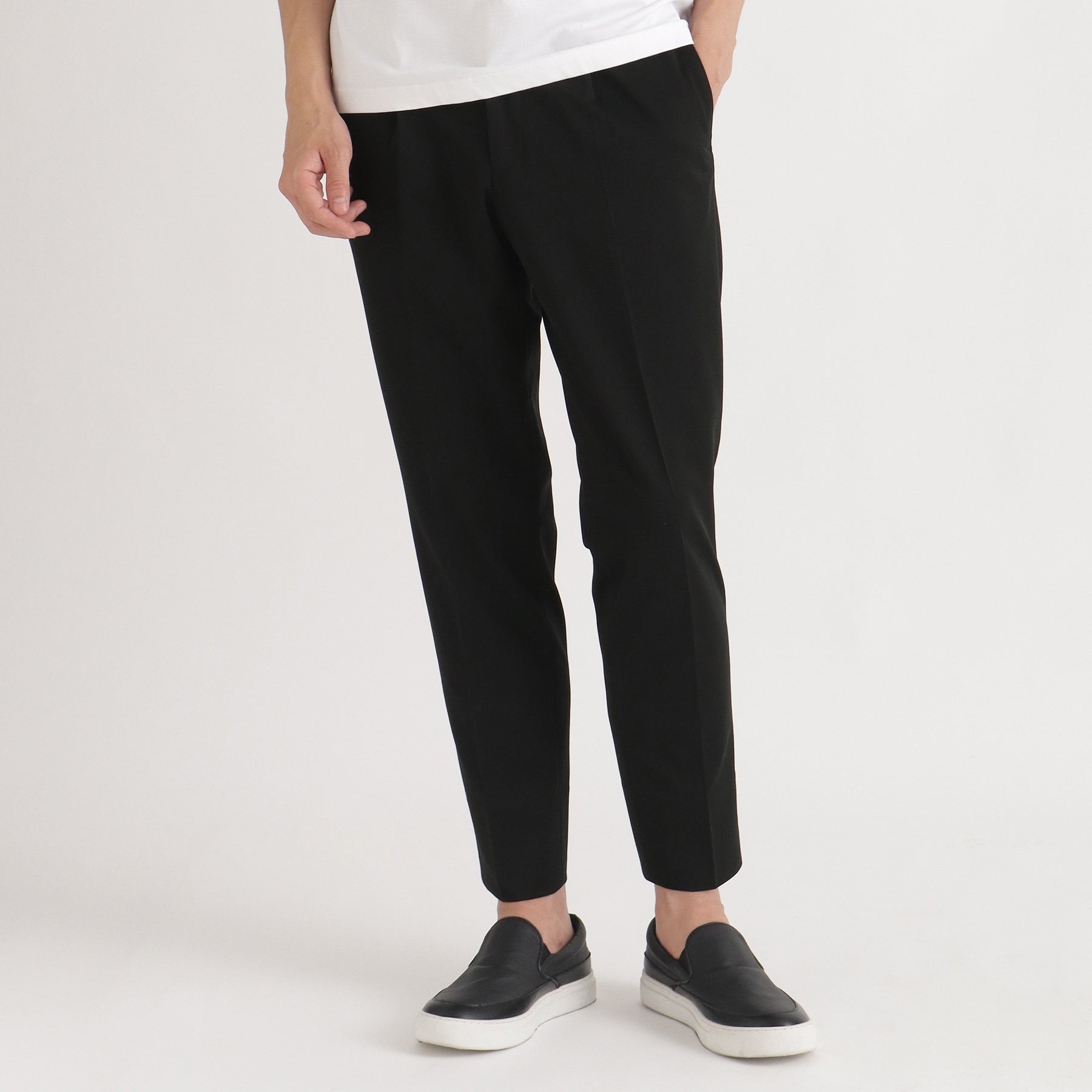 【THE LIMITED EDITION】Mocklodi One Pleats Trousers Color: Black