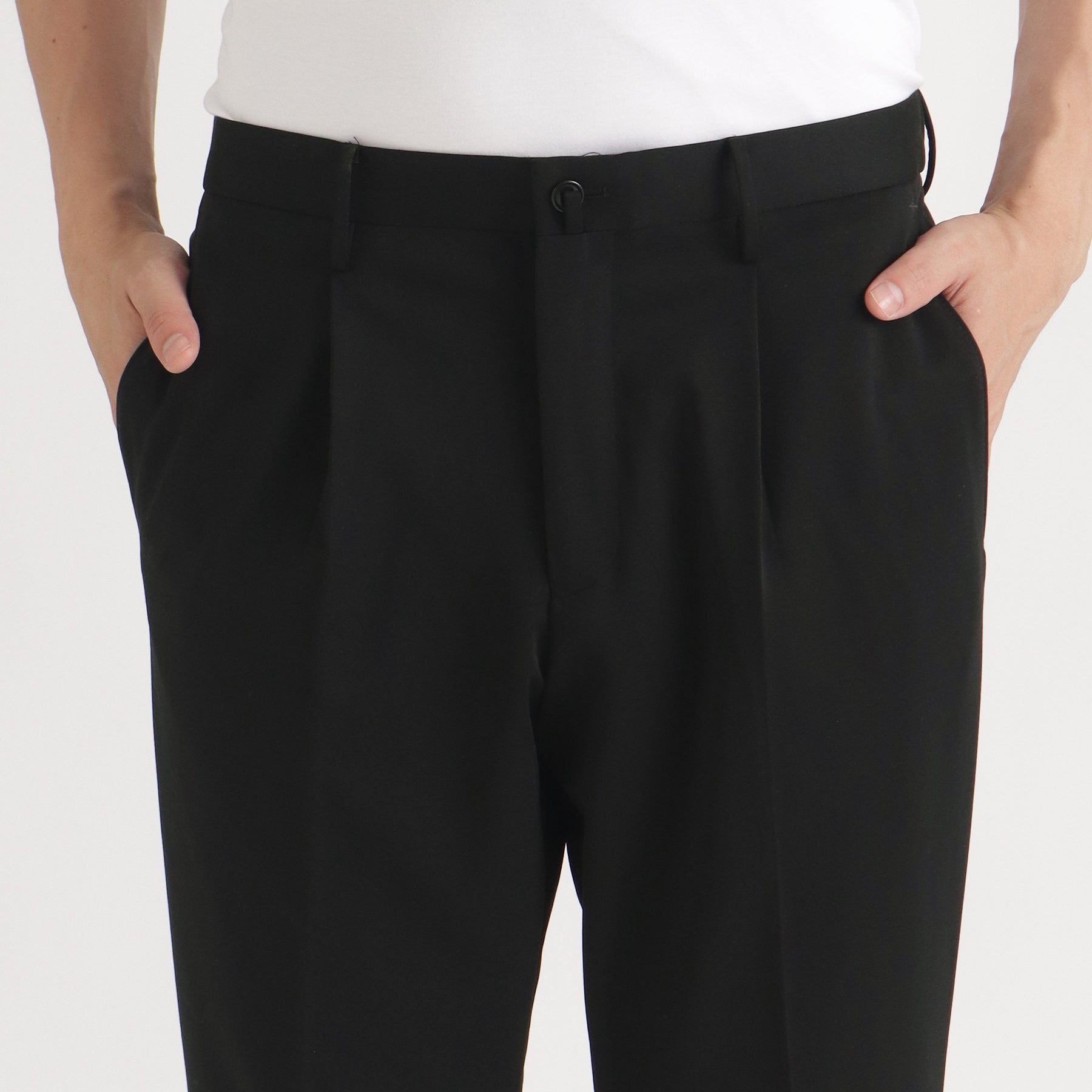 【THE LIMITED EDITION】Mocklodi One Pleats Trousers Color: Black