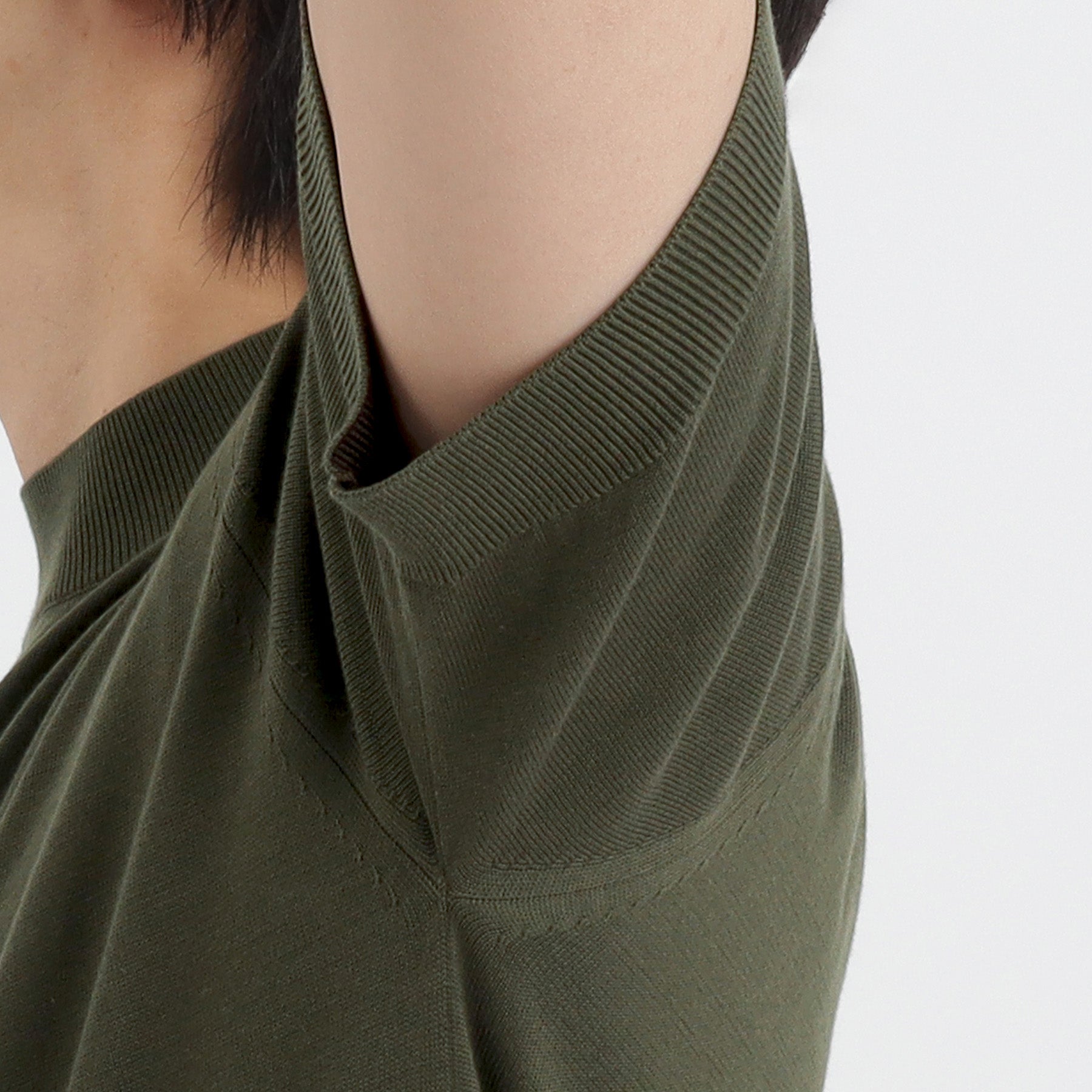 Mock Neck Knit T-shirt Color: Olive