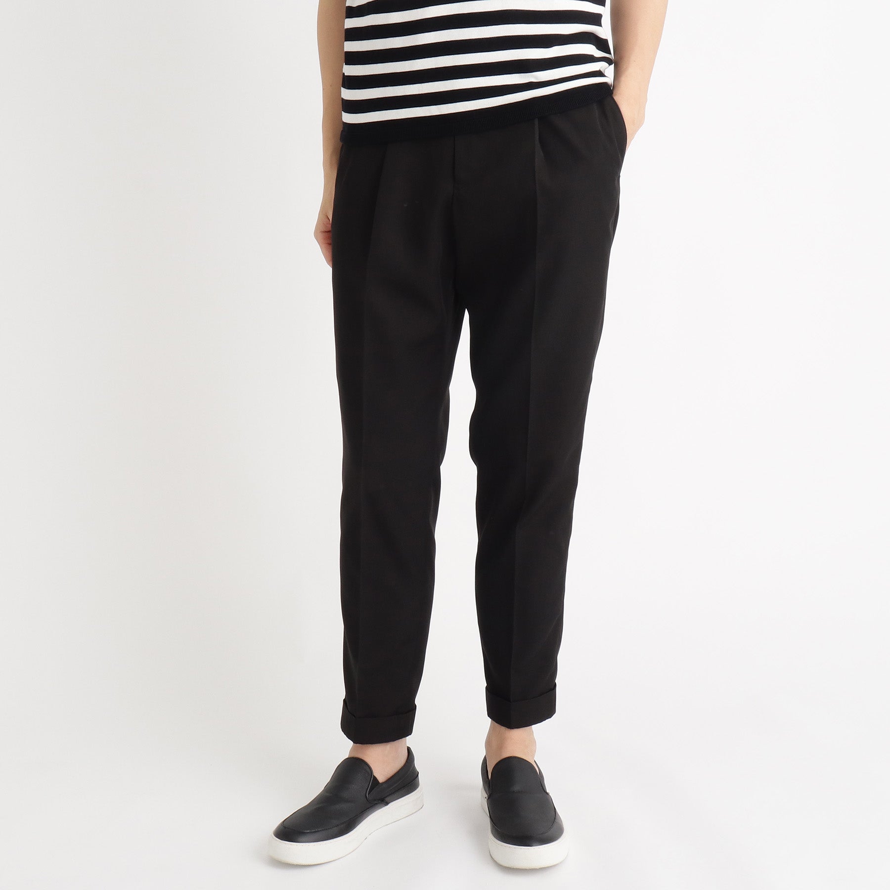 GUNG HO トラウザーパンツ ネイビーMサイズ GUNG HO トラウザーパンツ ネイビーMサイズ 追加》GUNG HO