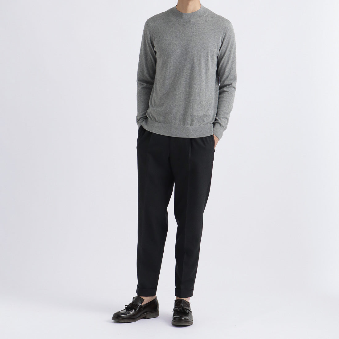 THE LIMITED EDITION】スビンコットモックルーネックニット ライト