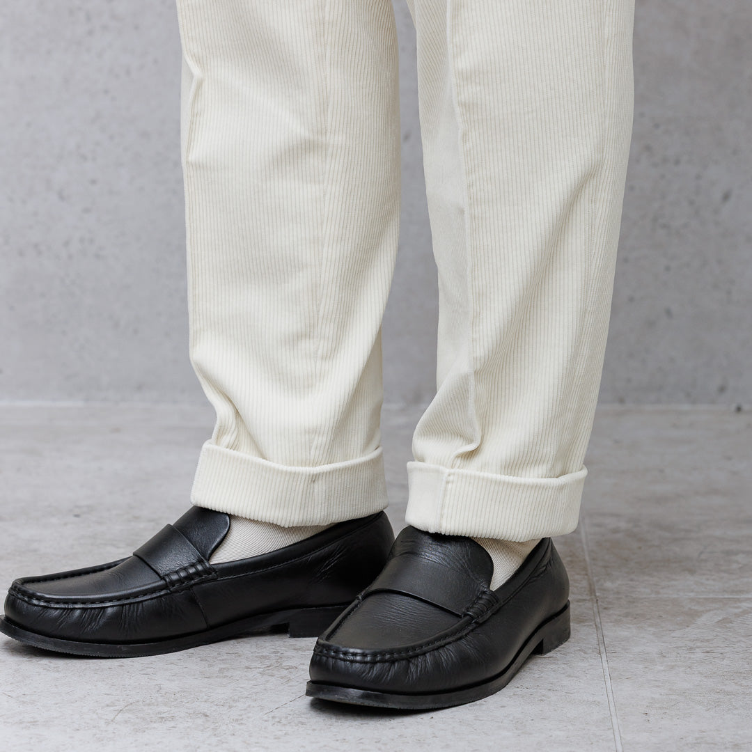 SUVIN PLATINUM Corduroy Easy Trousers Color: Off White