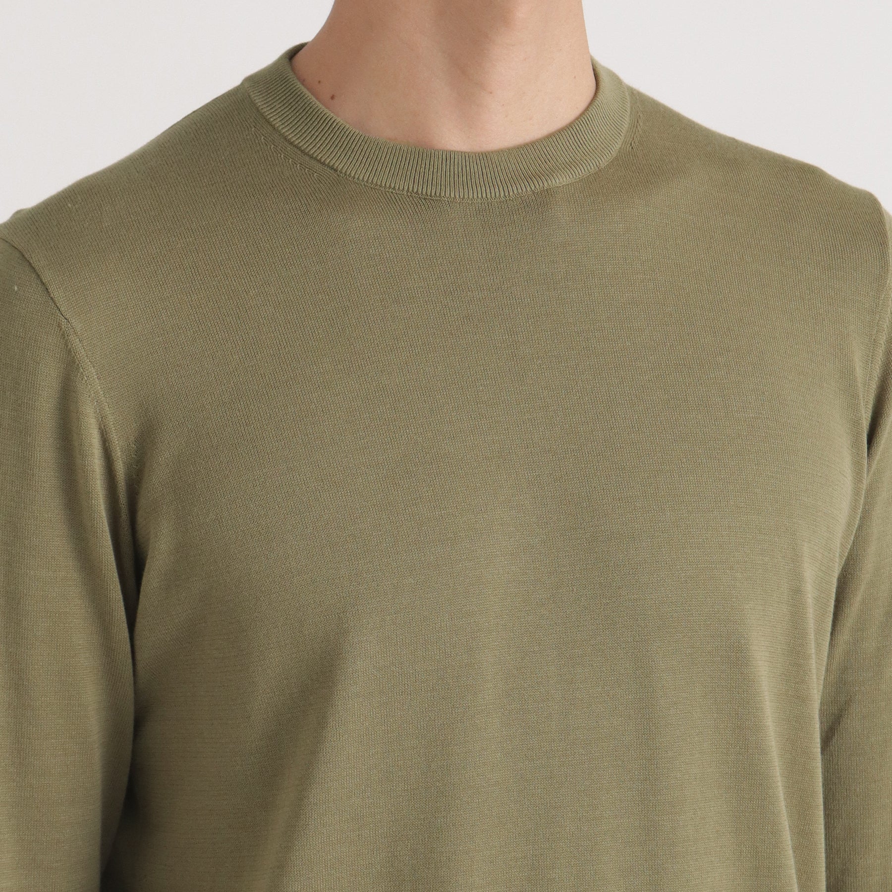 Crew Neck Knit Color: Dry Khaki