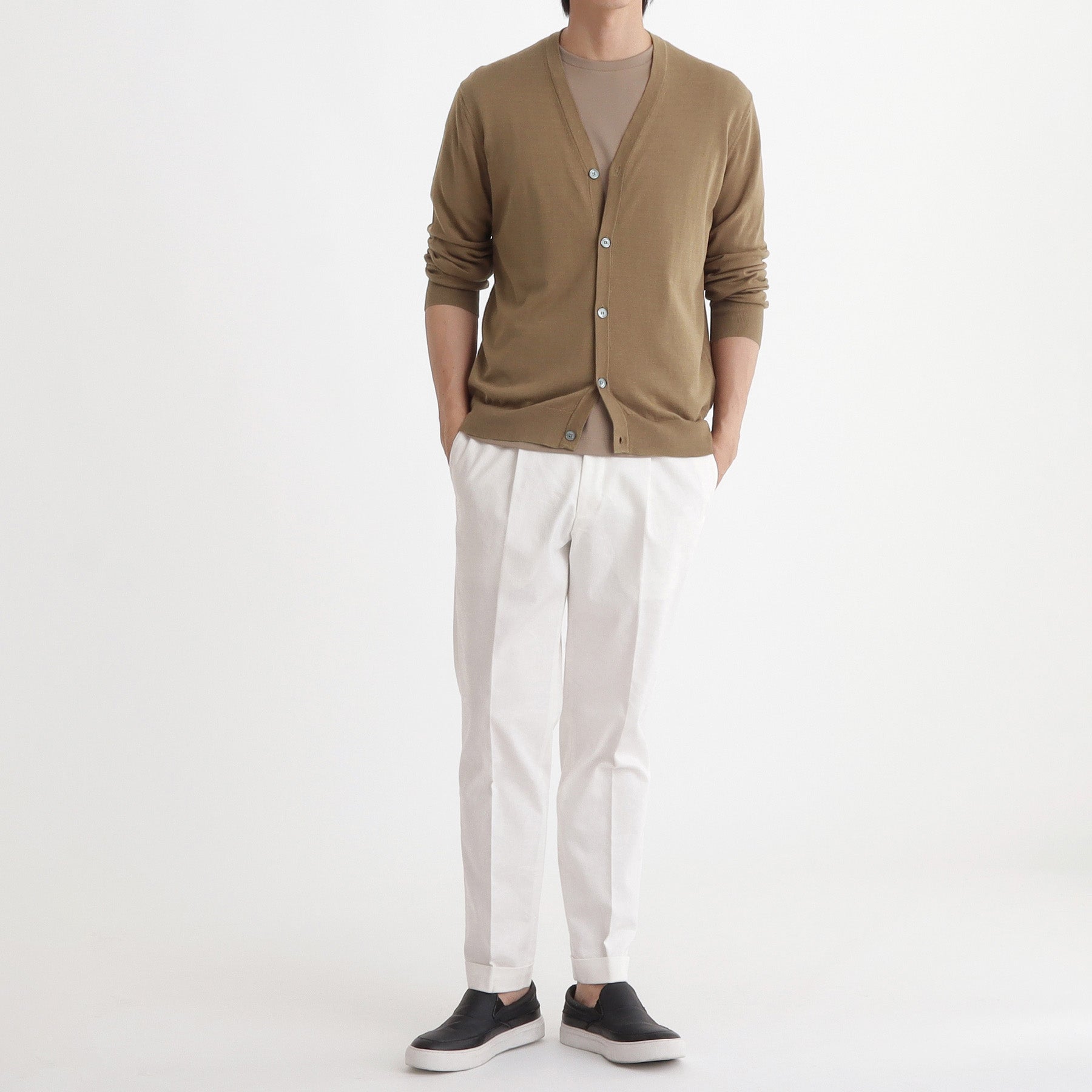 スビンプラチナム ニットカーディガン フォーン | ＋CLOTHET ONLINE