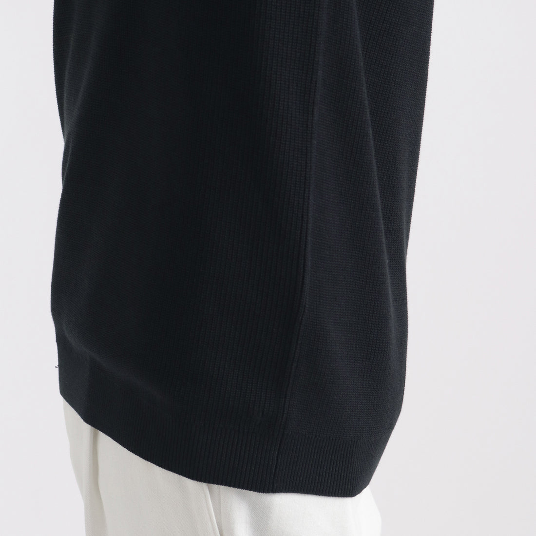 SUVIN PLATINUM Knit Vest Color: Navy