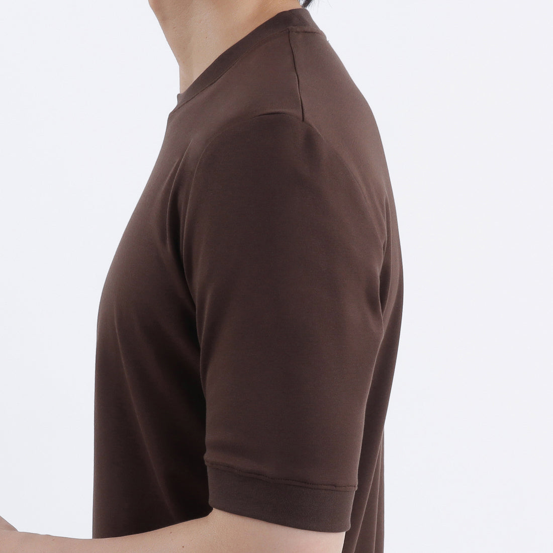 Tailored Ribbed Hem T-shirt Color: Oak