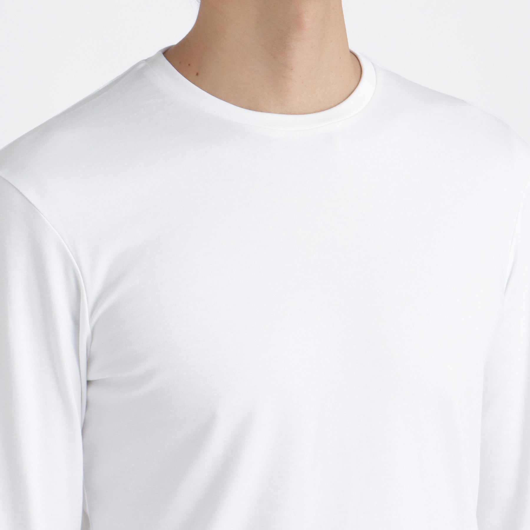 Tailored Long Sleeve T-shirt Color: White