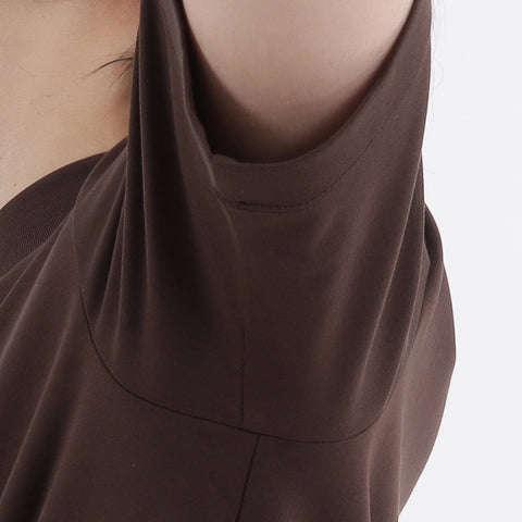 Tailored Mock Neck T-shirt Color: Oak