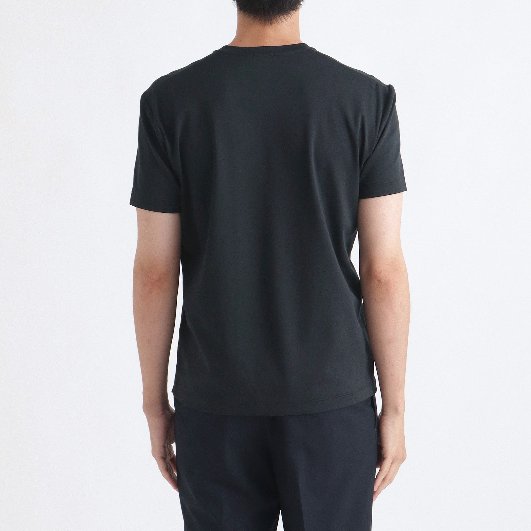 Tailored Vneck T-shirt Color: Navy