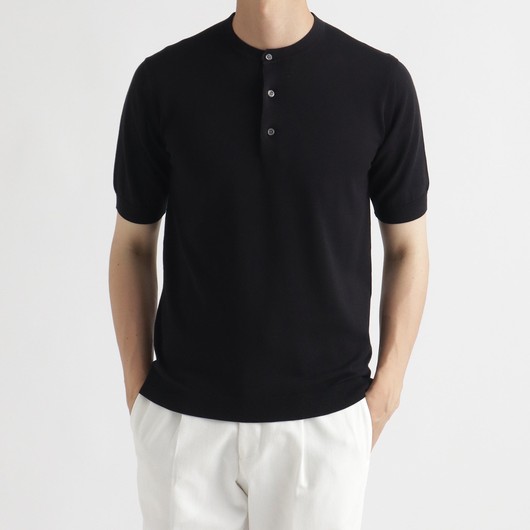 スビンプラチナム ヘンリーネックニットTシャツ ブラック | ＋CLOTHET