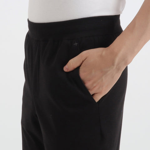 SUVIN PLATINUM High Gauge Fraise Comfort Short Pants Color: Black