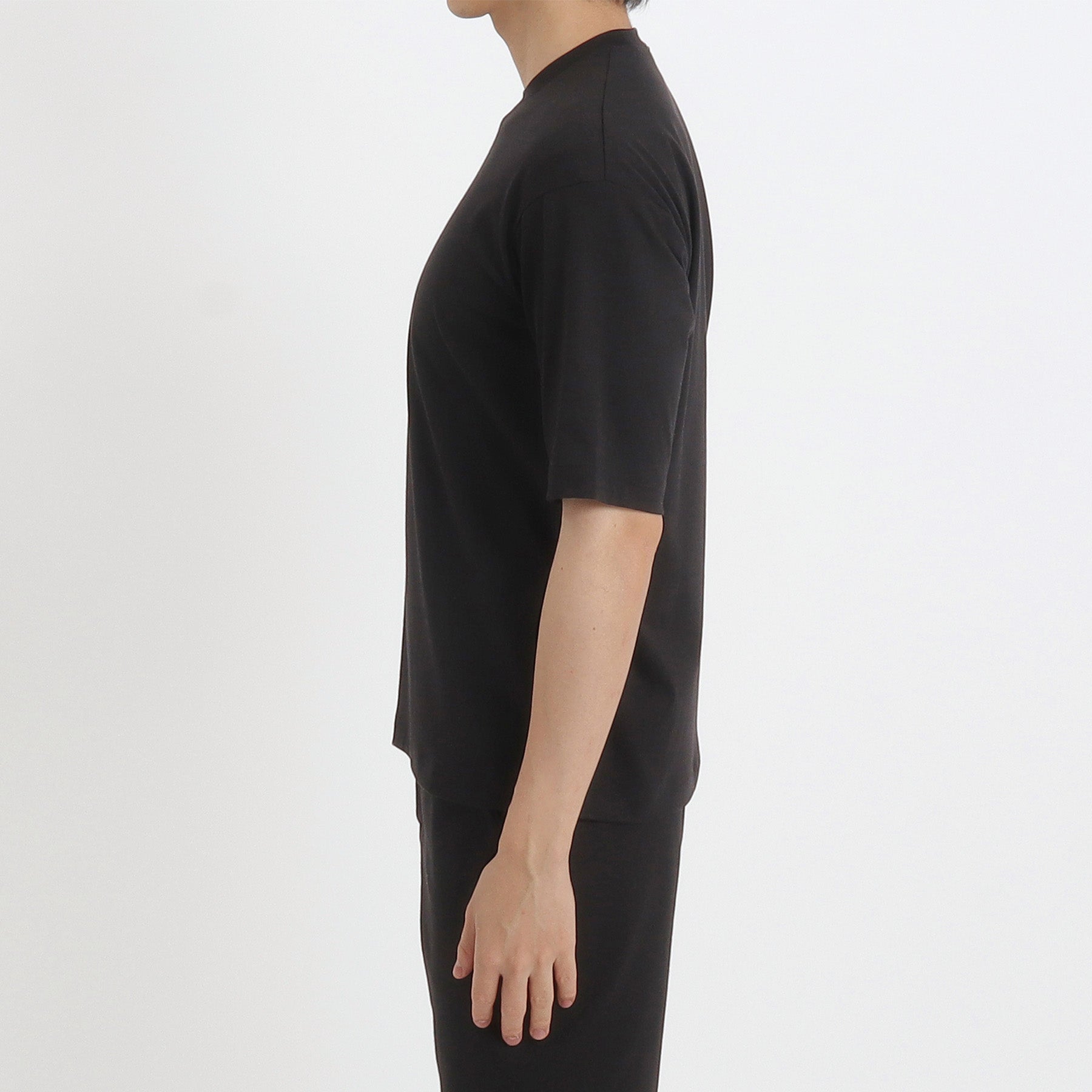 SUVIN PLATINUM High Gauge Fraise Comfort T-shirt Color: Black