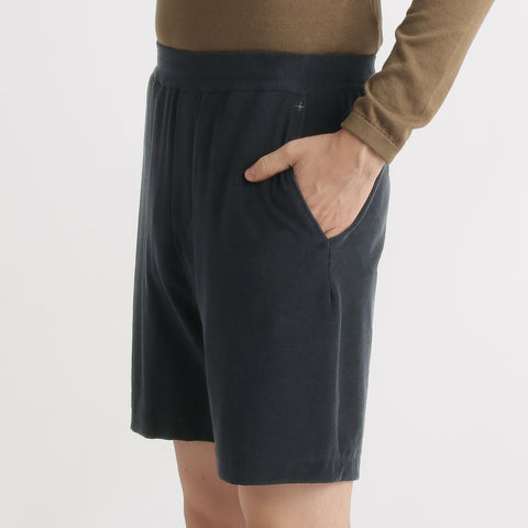 【5/17販売開始】Micro Pile Comfort Short Pants Color: Navy