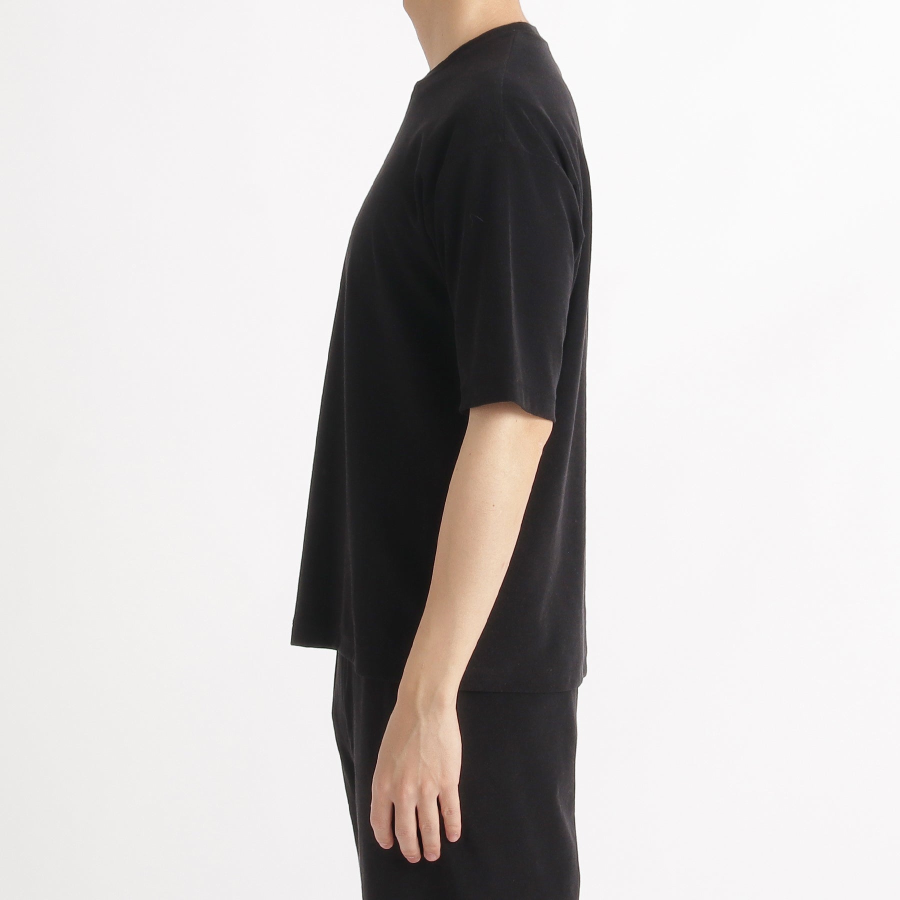 Micro Pile Comfort T-shirt Color: Black