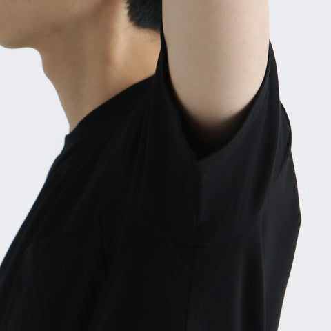 【リニューアル】+C定番 Tailored Pocket T-shirt Color: Black