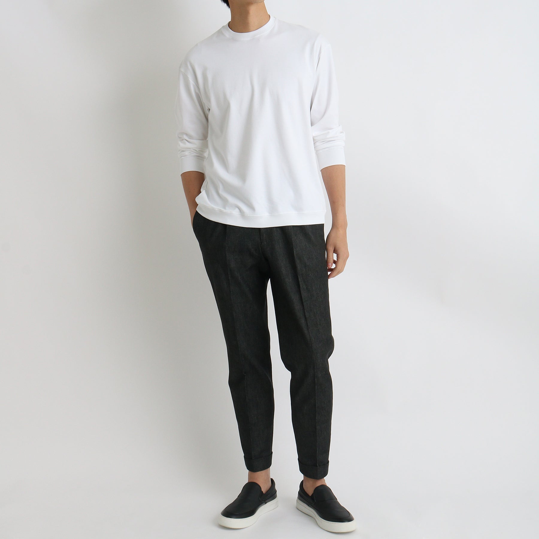 m.u japoness 凸凹リバーシブルスウェット （White×Black） スビンプラチナムスムース ミドルスウェットシャツ ホワイト