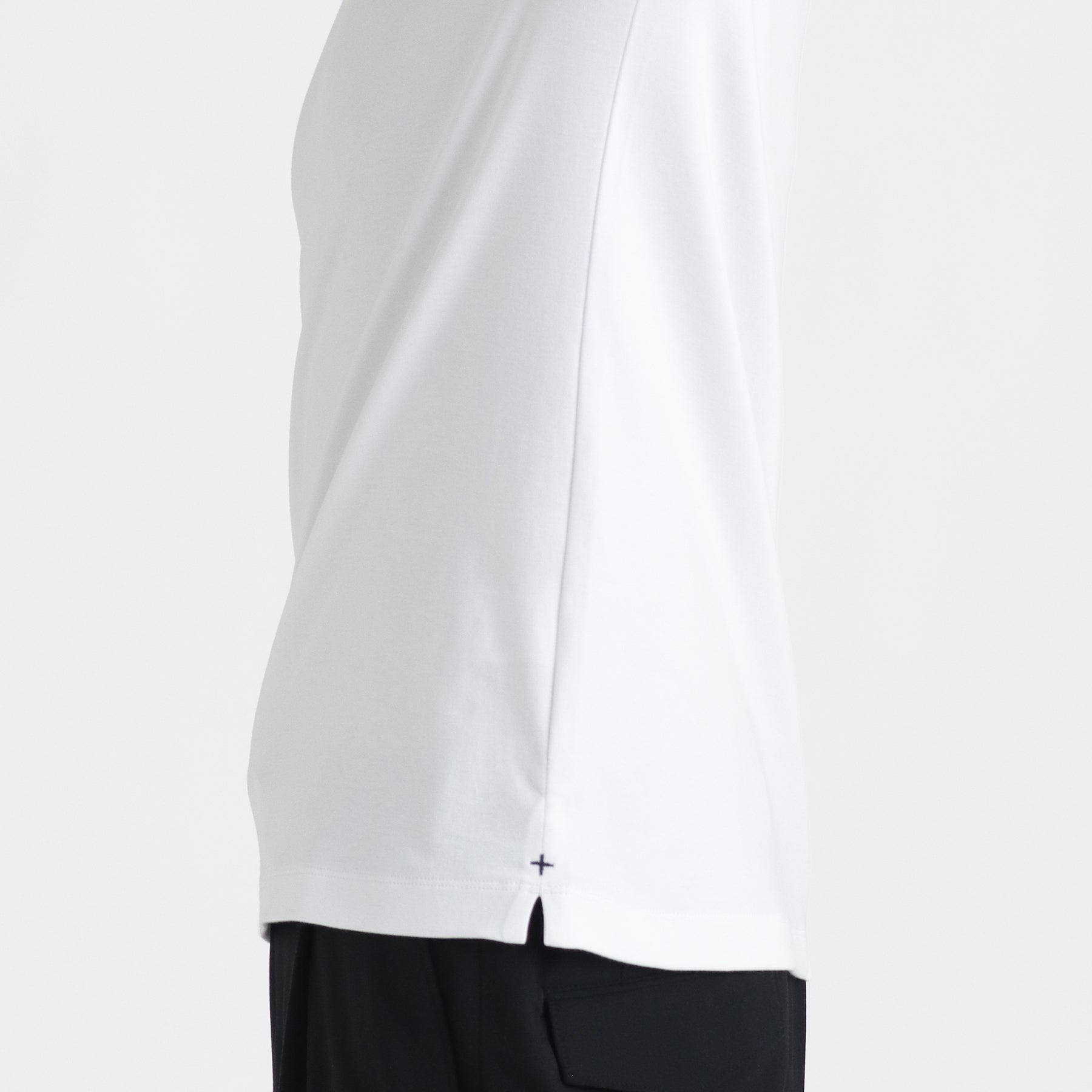 スビンプラチナムスムース テーラードキーネックロングスリーブTシャツ