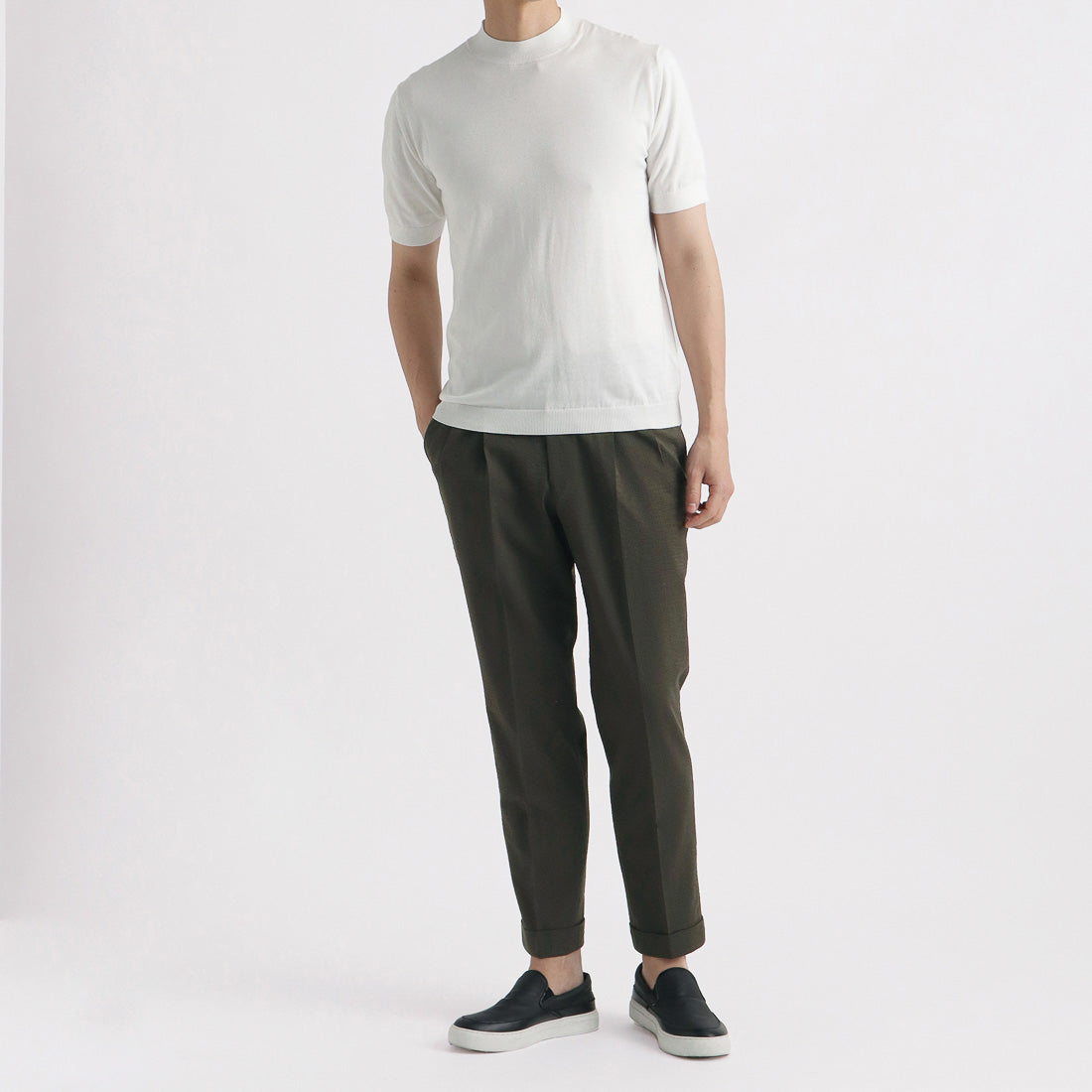 Seersucker Two Pleats Trousers Color: Olive