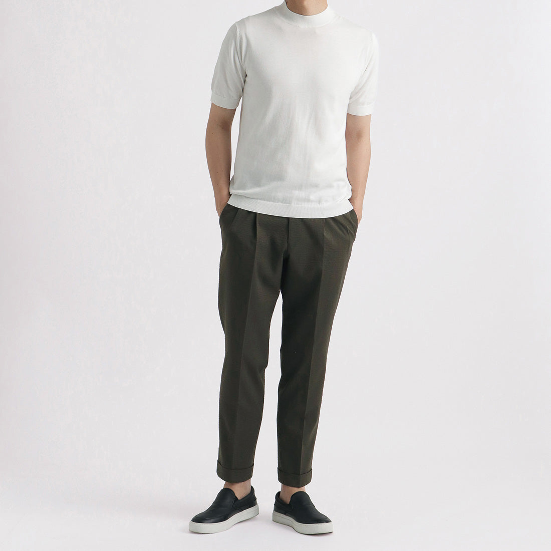 Seersucker Two Pleats Trousers Color: Olive