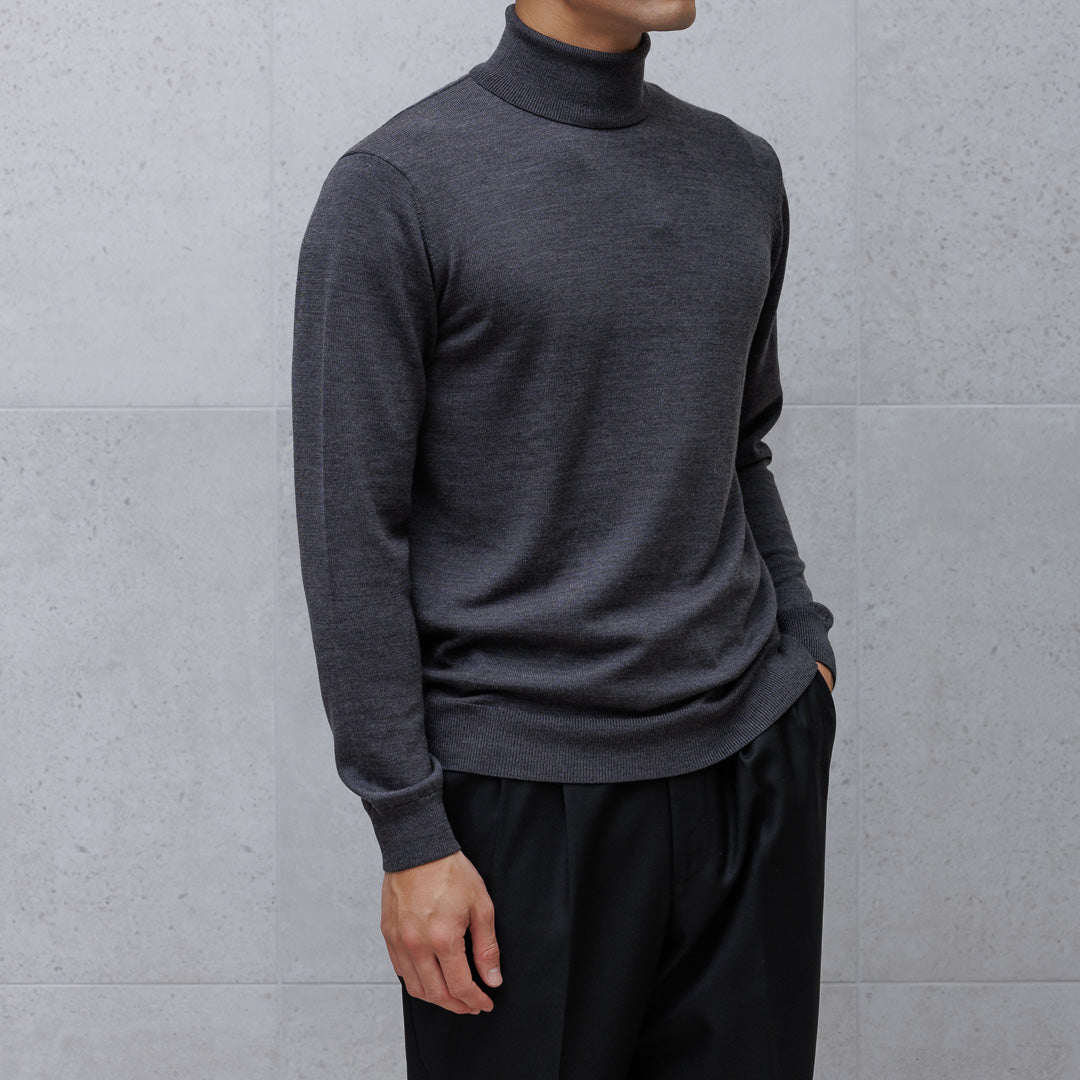 TECHWOOL🄬 Turtle Neck Knit Color: Charcoal