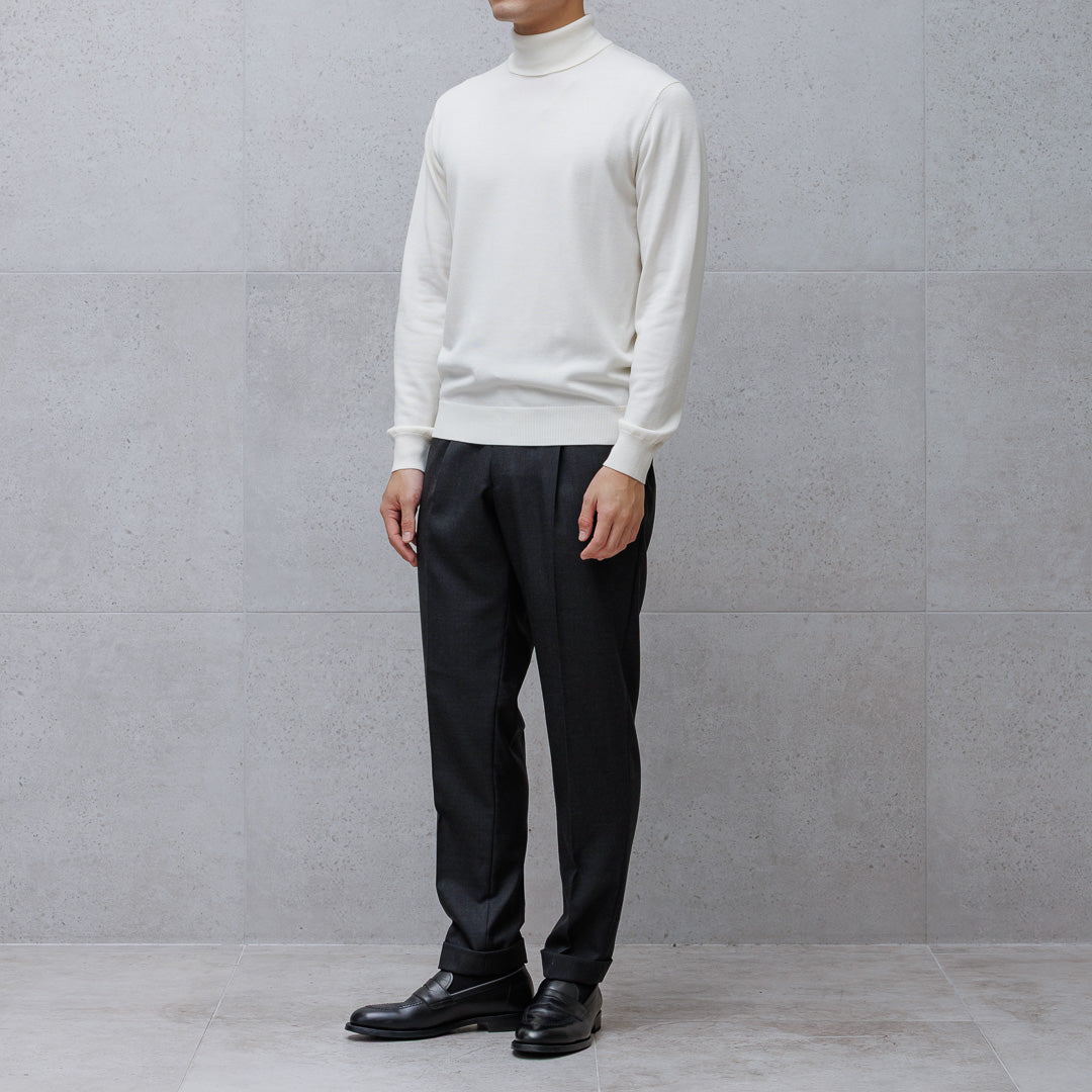 TECHWOOL🄬 Turtle Neck Knit Color: Off White