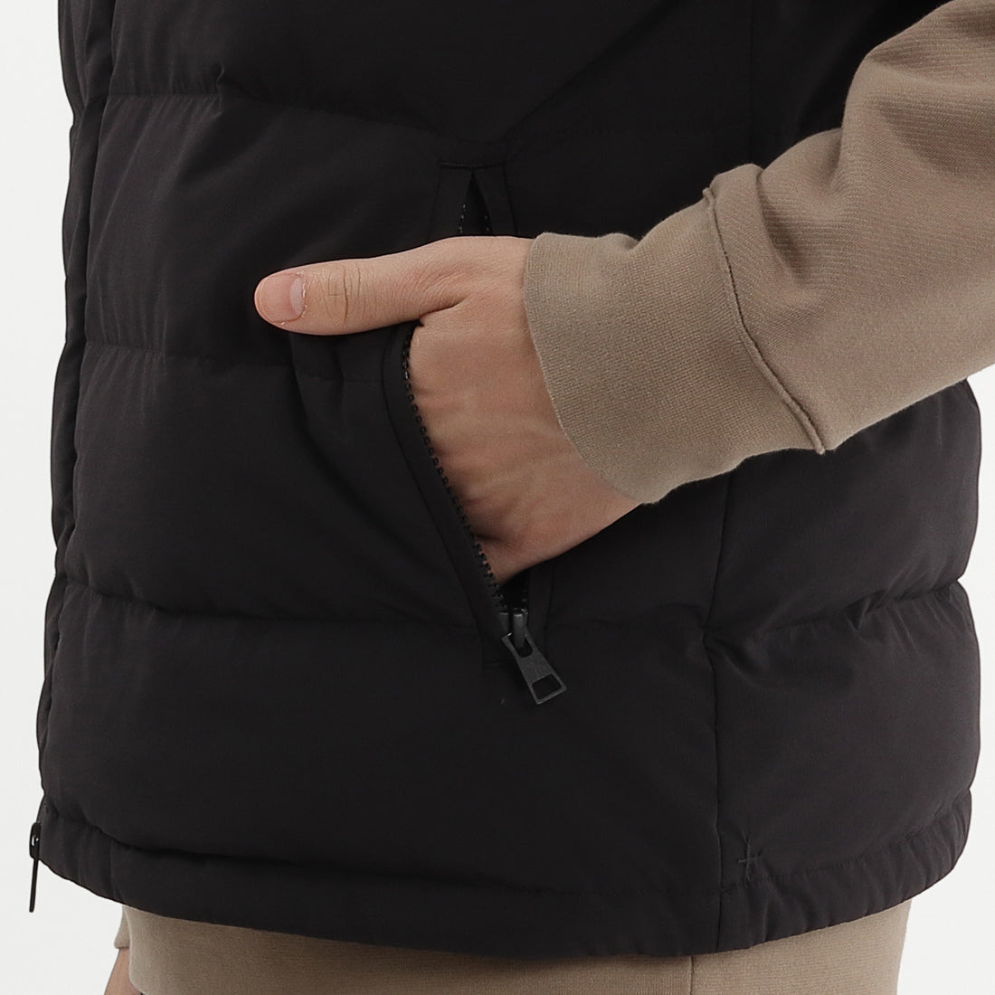 Tex Nylon Down Vest Color: Black