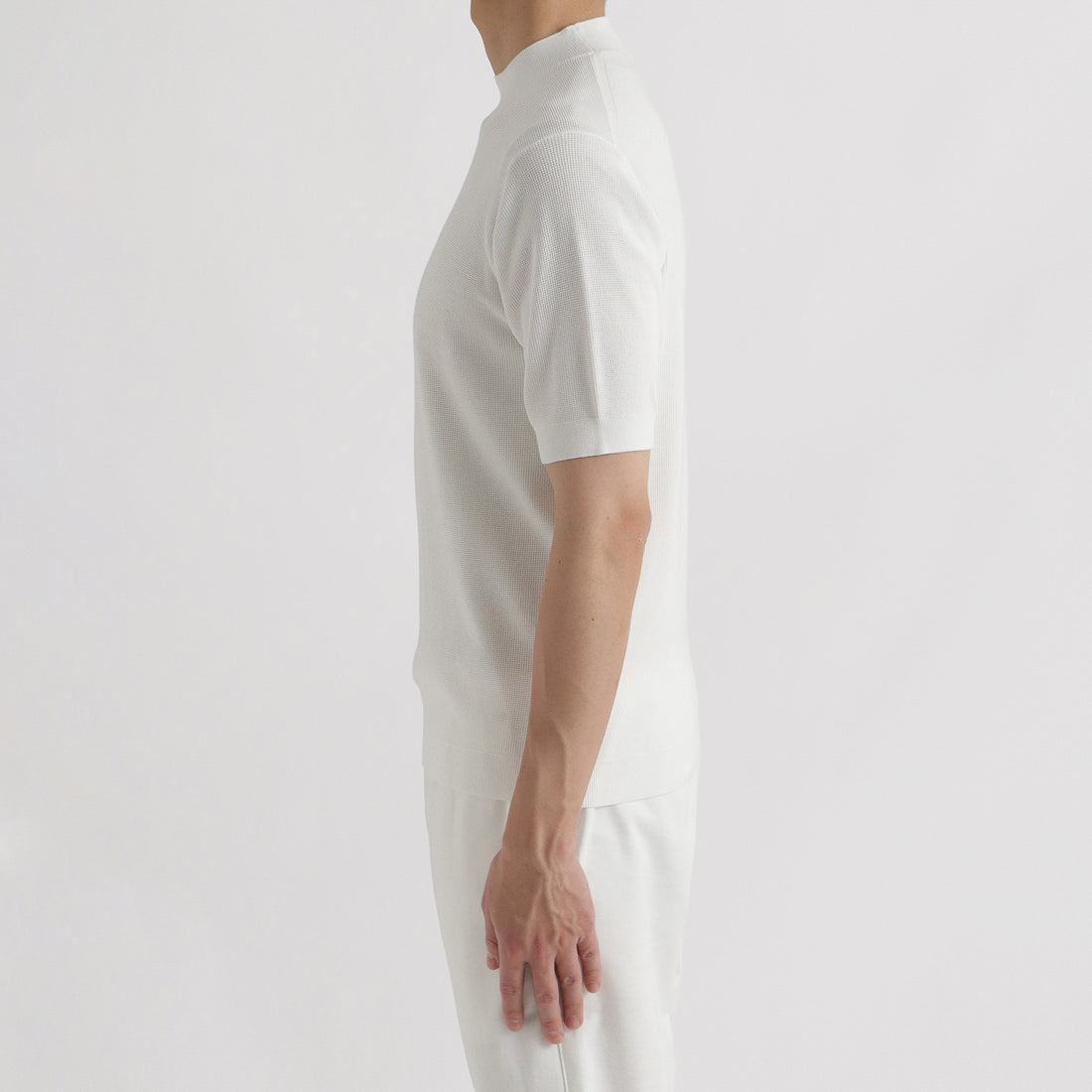 Mini Thermal Mock Neck Knit T-shirt Color: White