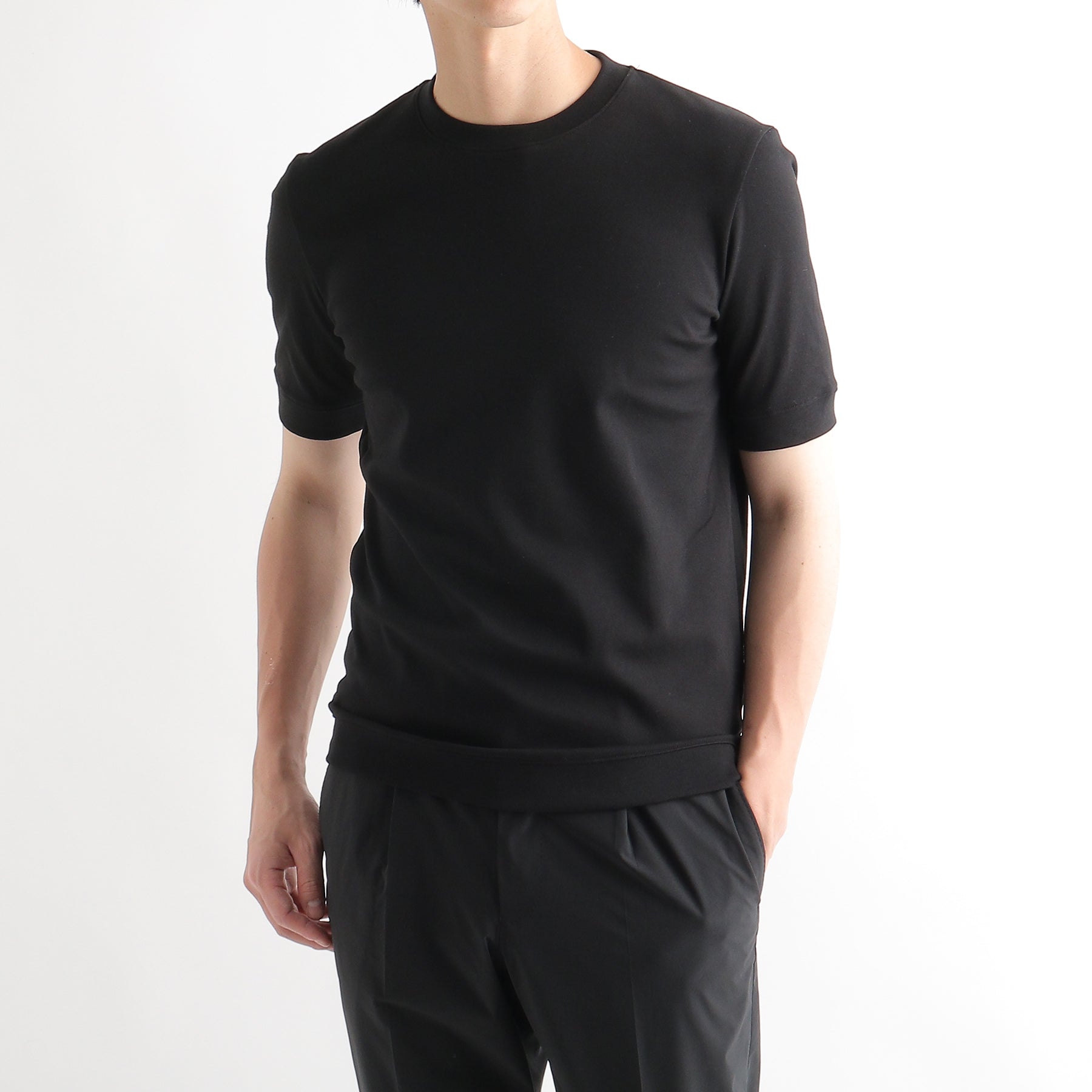 スビンプラチナムスムース テーラードリブドヘムTシャツ ブラック