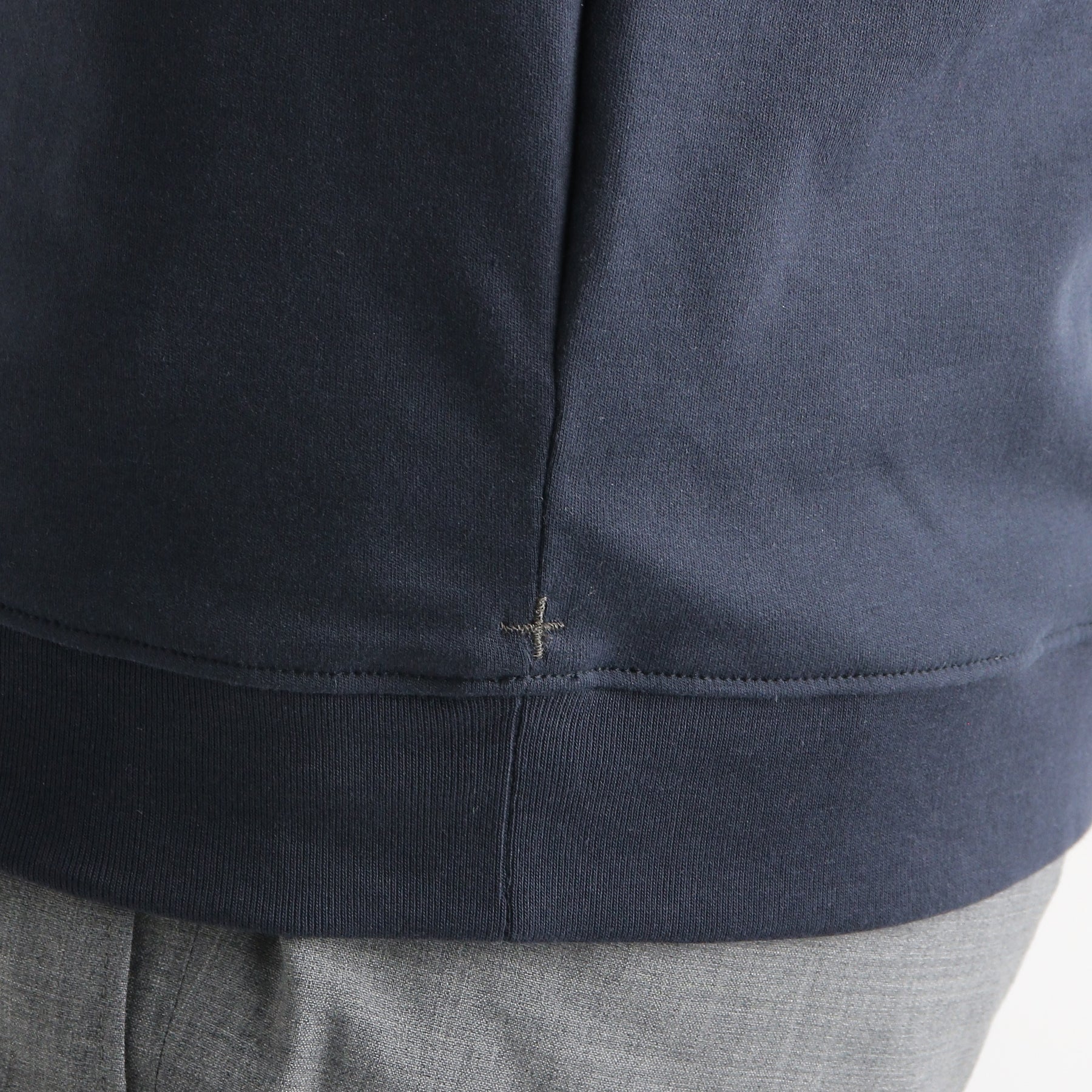 Tailored Ribbed Hem T-shirt Color: Navy