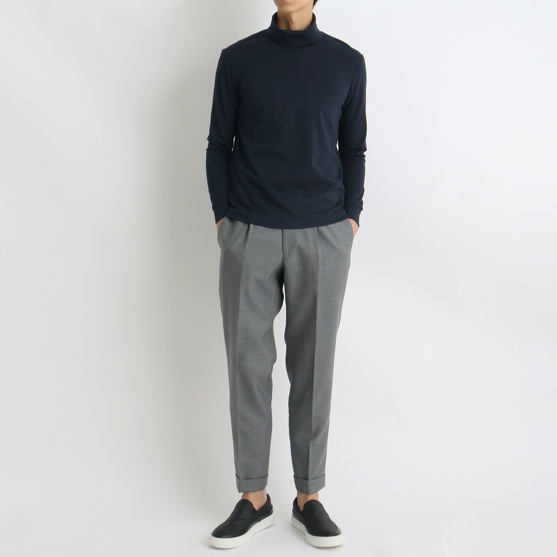 スビンプラチナムスムース タートルネックロングスリーブTシャツ