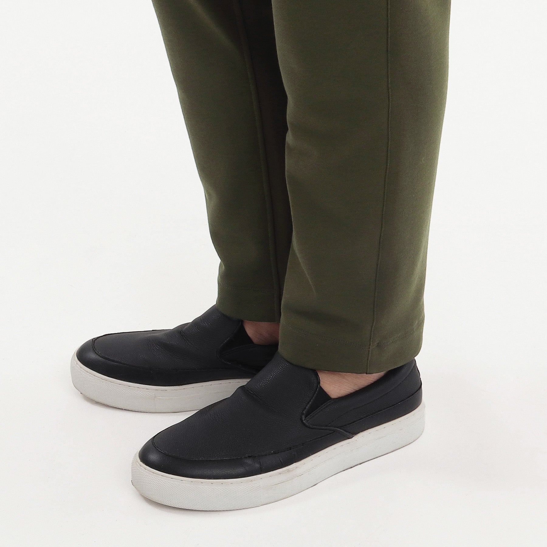 【Renewal】 Urake Sweatpants: Olive