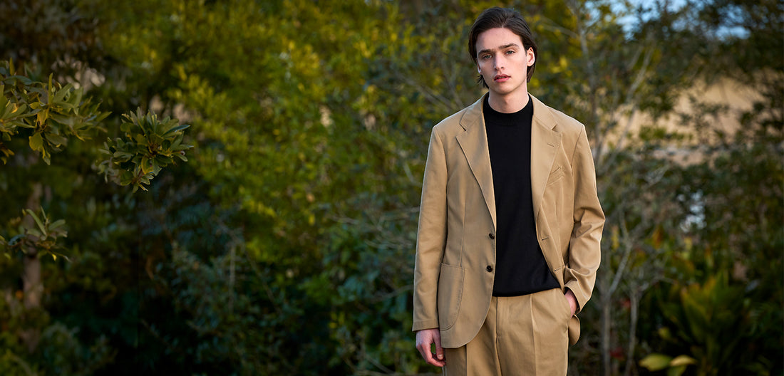 モアザンコットンベージュセットアップモデル着用