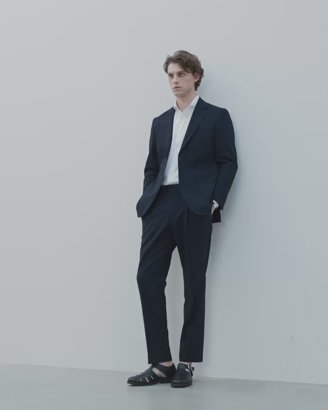 ビデオをロード: 