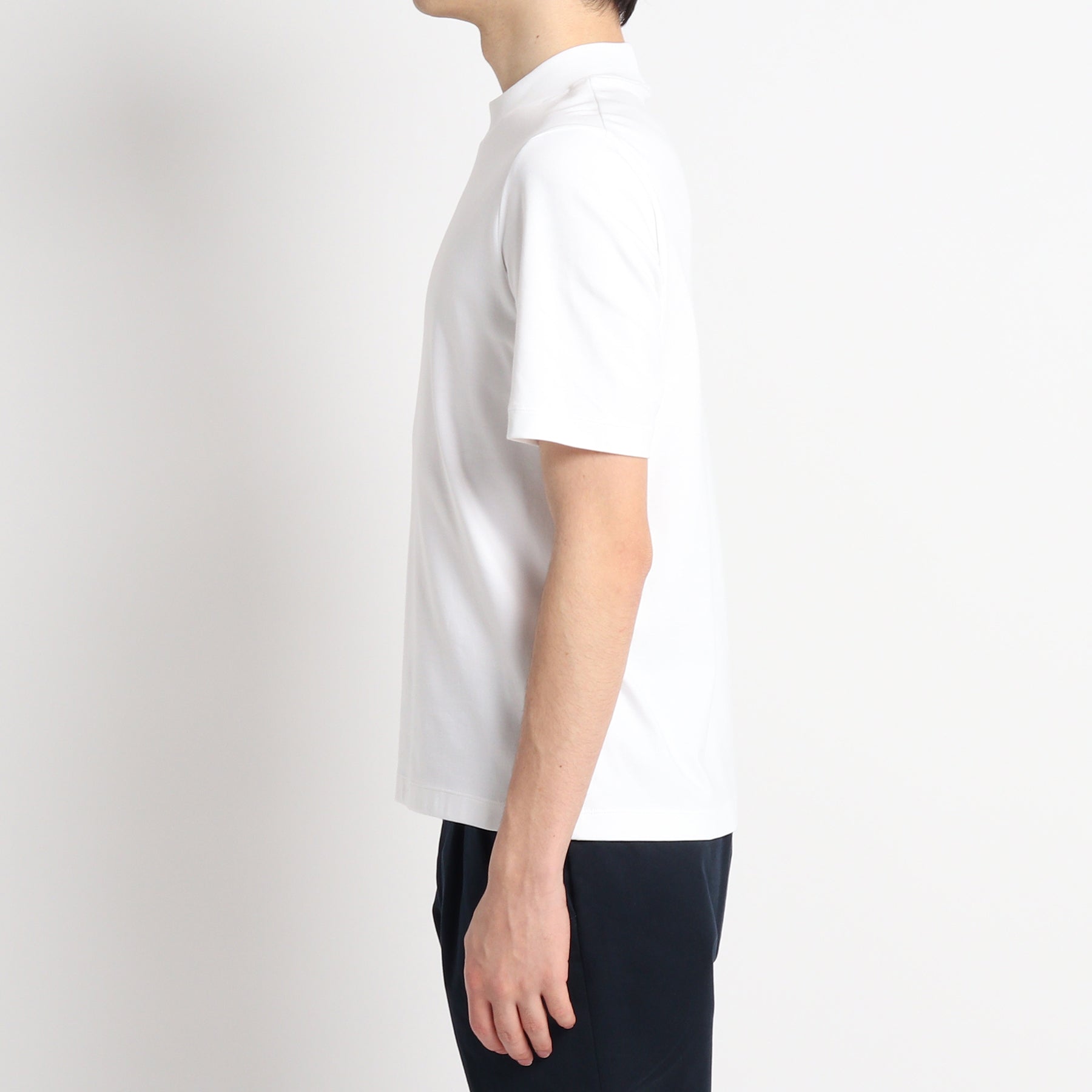 スビンプラチナムスムース テーラードモックネックTシャツ