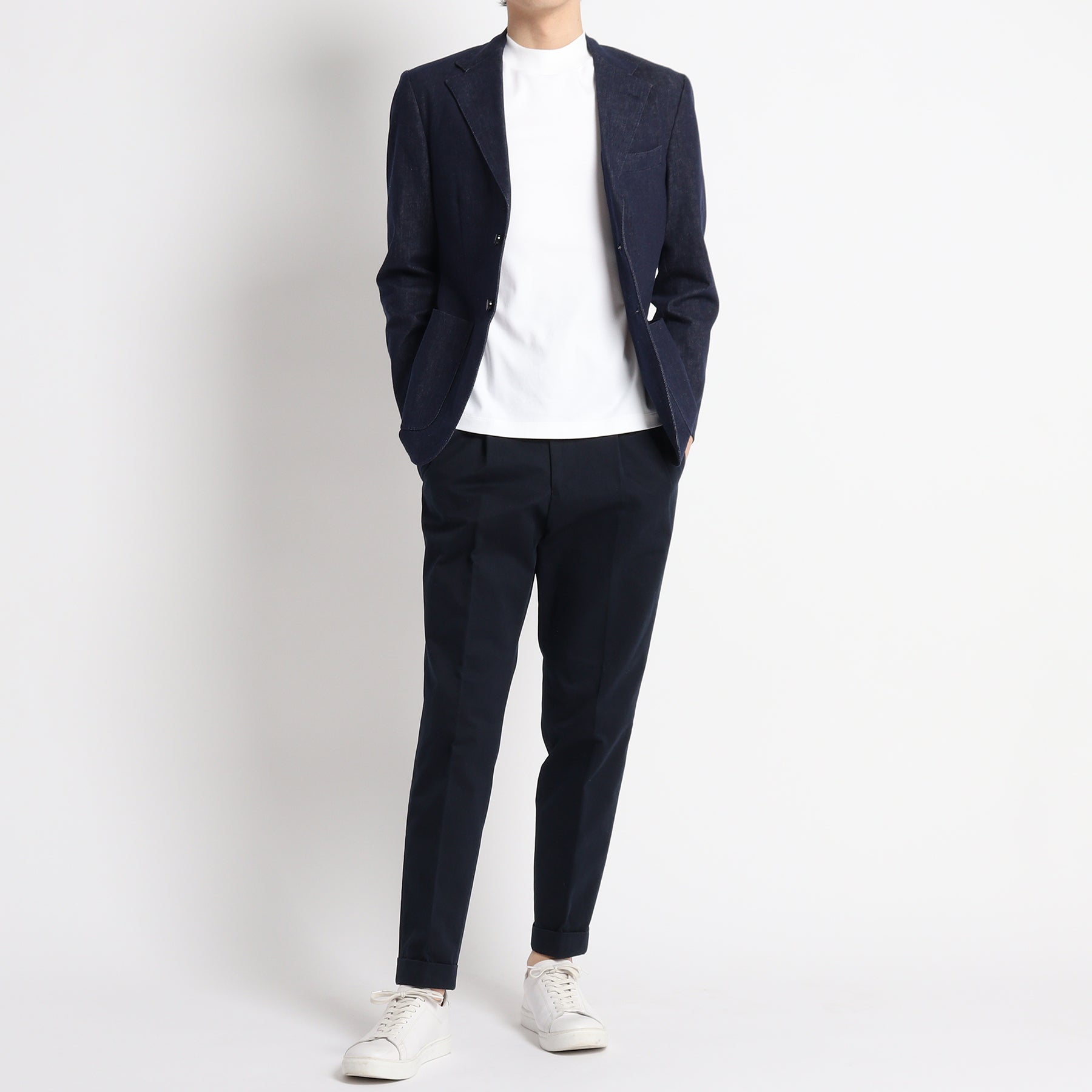 Tailored Mock Neck T-shirt Color: White