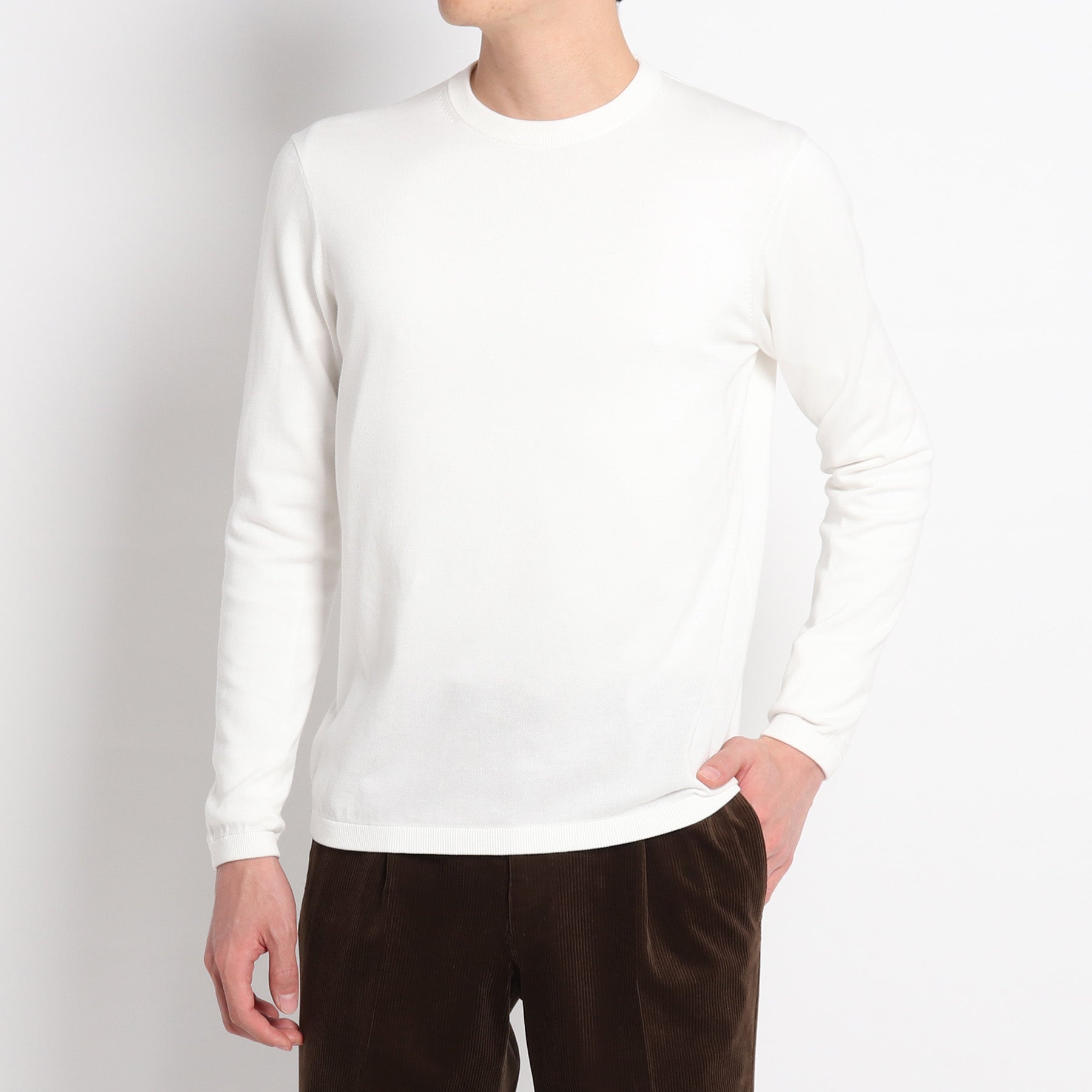 Crew Neck Knit Color: White