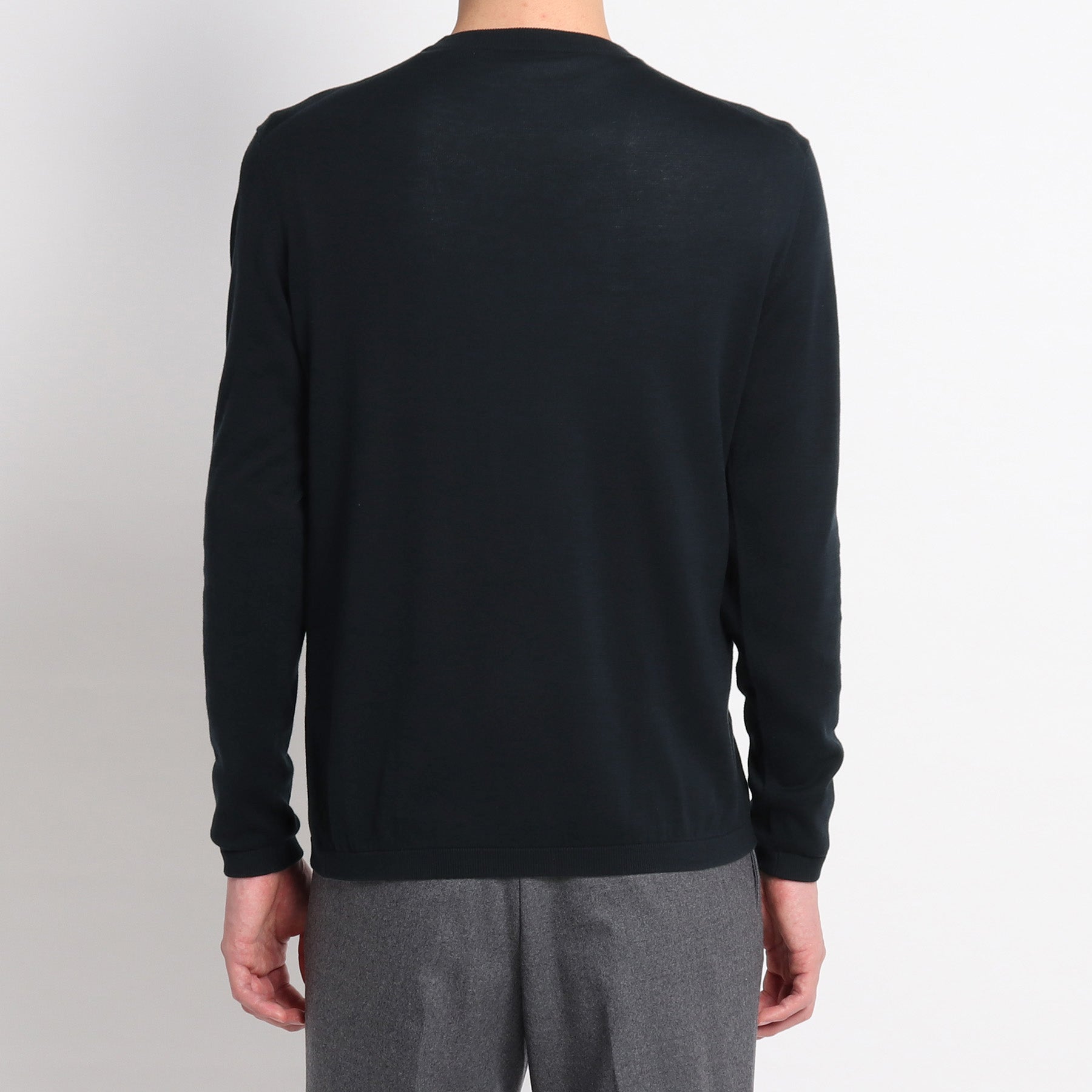 Crew Neck Knit Color: Navy