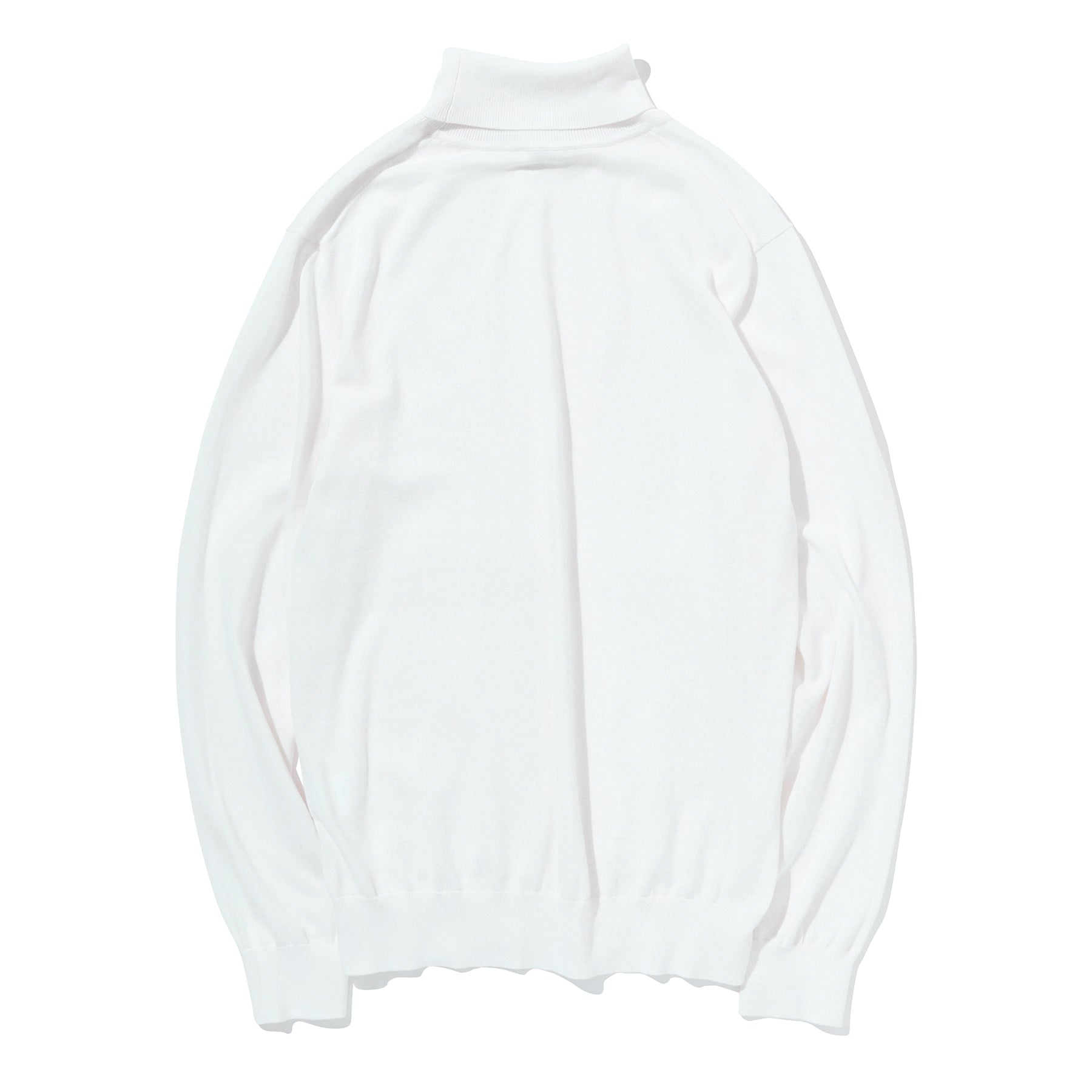 スビンプラチナム タートルネックニット ホワイト | ＋CLOTHET