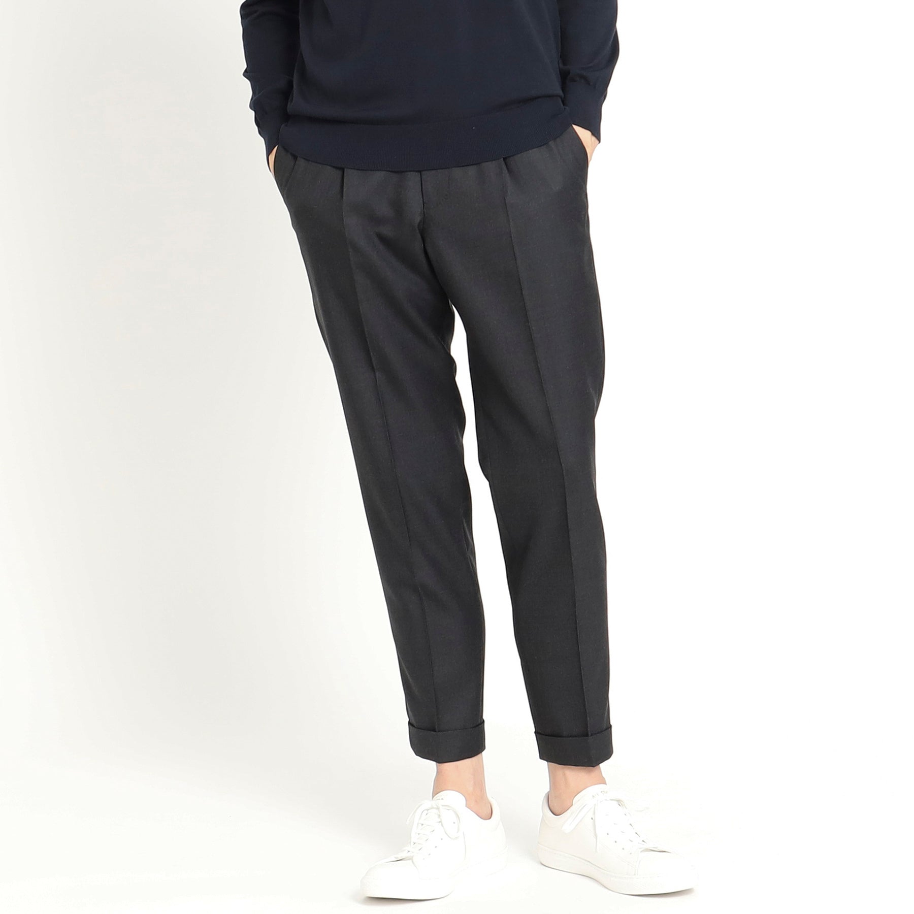 テックウールツイル イージートラウザー チャコール | ＋CLOTHET