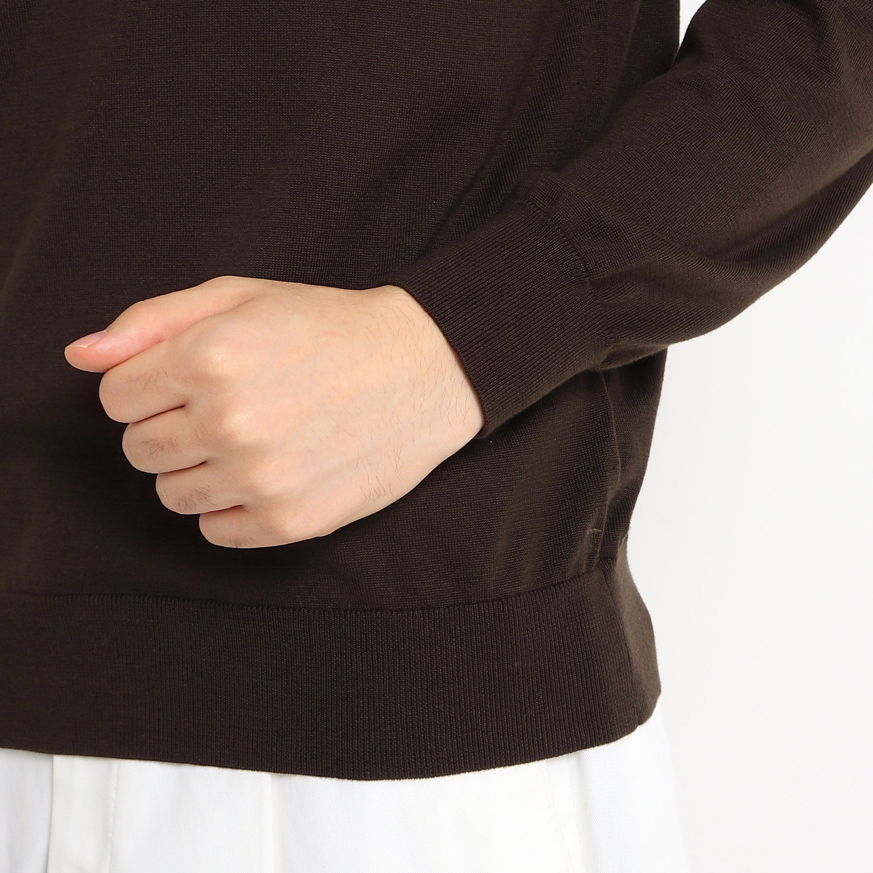 スビンプラチナム タートルネックニット オーク | ＋CLOTHET ONLINE