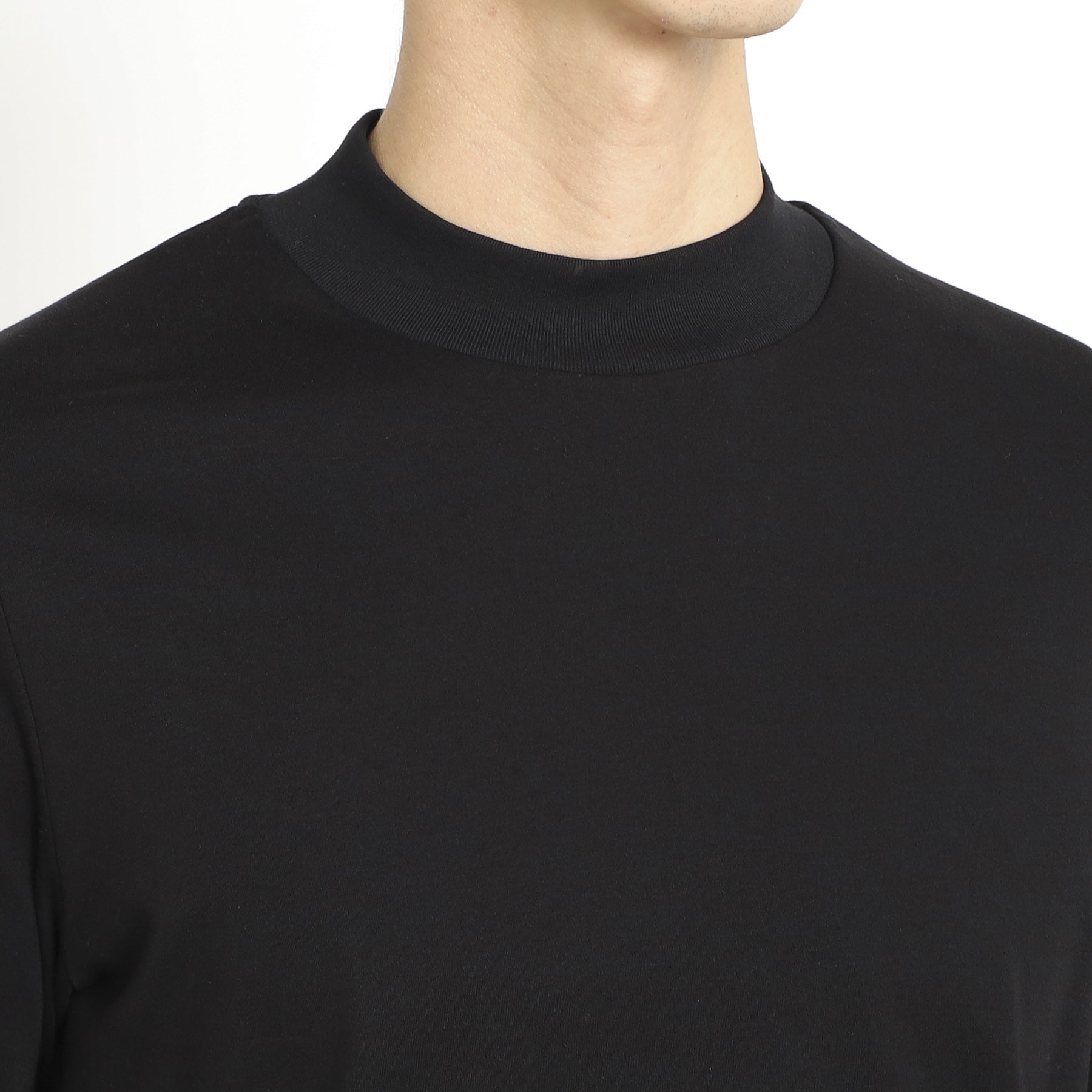 Tailored Mock Neck Long Sleeve T-shirt Color: Black